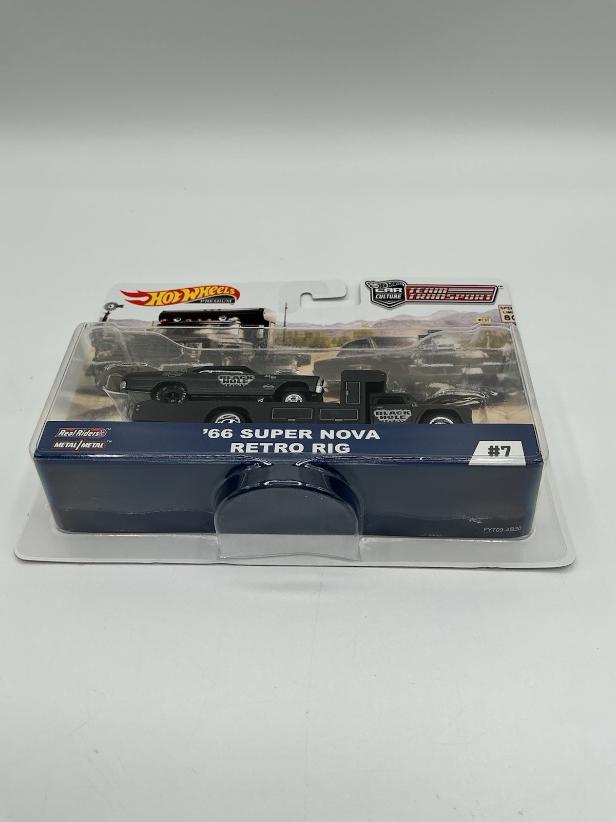 Hot Wheels Team Transport ‘66 Super Nova Retro Rig #7- W 31