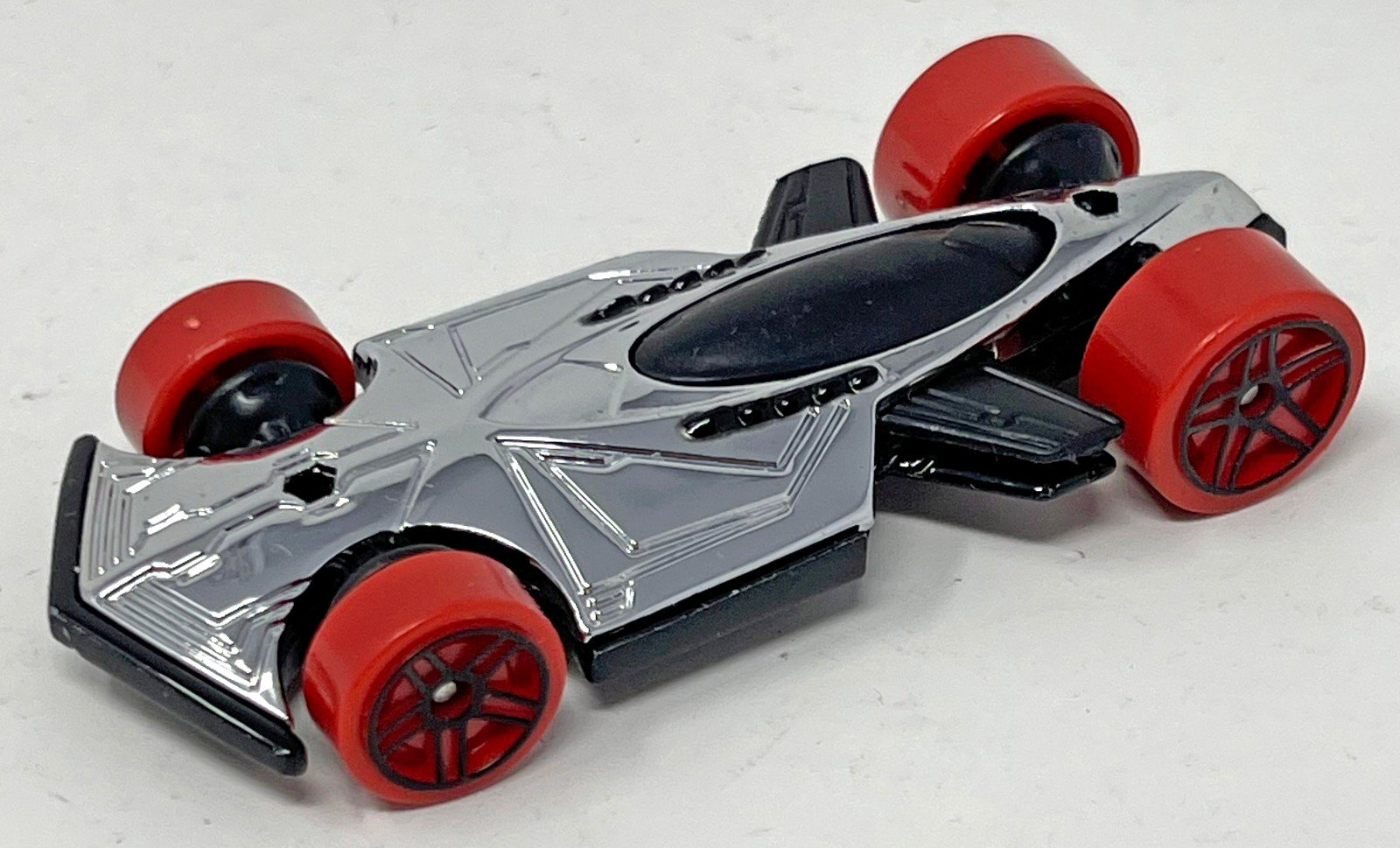 Hot Wheels Battle Force Silver Black Red Saber Car 1:64 Scale Used