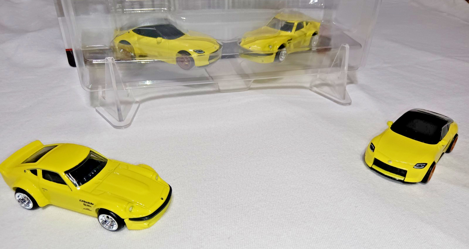 1:64 HOT WHEELS CAR CULTURE 2 PACK NISSAN Z PROTO & NISSAN FAIRLADY Z SEALED NEW