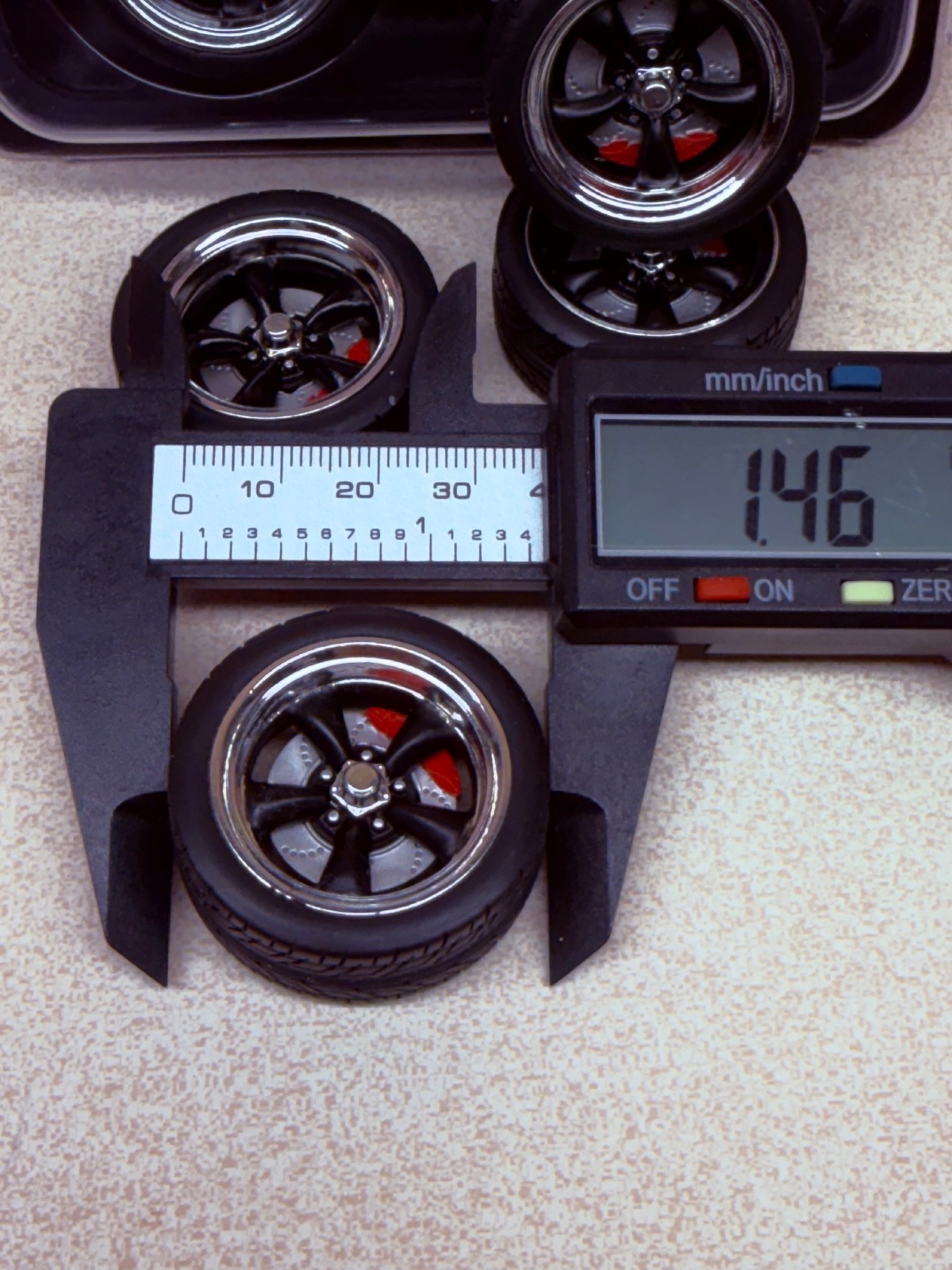 1/18 ACME Torque Thrust Wheel & Tire Set From Red Eye Chevelle A1805529W NEW