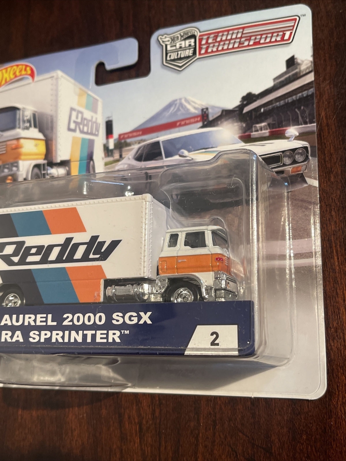 Hot Wheels Nissan Laurel 2000 SGX Sakura Sprinter Team Transport