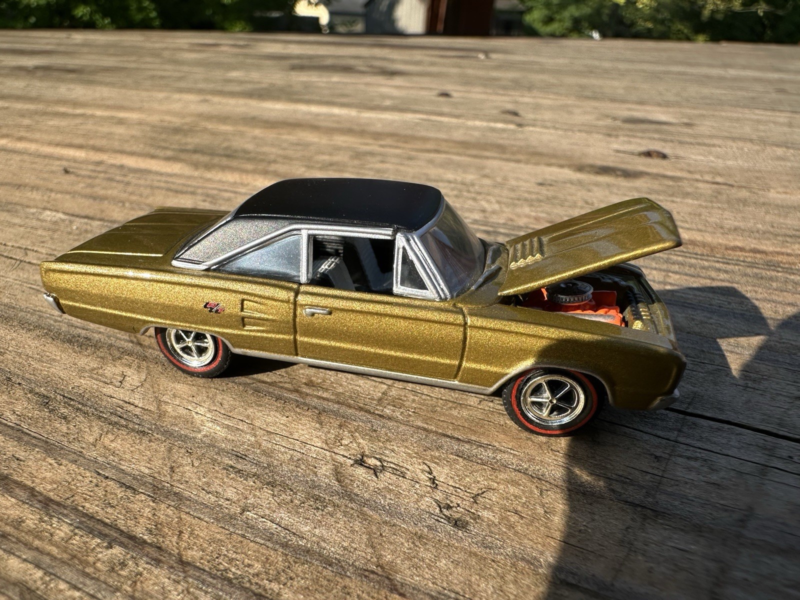 LOOSE Greenlight 1:64 MCG S&C S2 1967 Dodge HEMI Coronet R/T