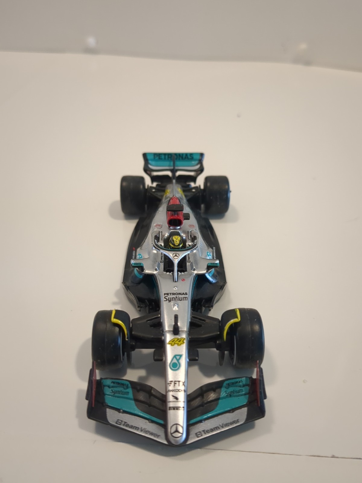 *LOOSE* Bburago 2022 F1 Formula One Mercedes AMG Lewis Hamilton 1/43
