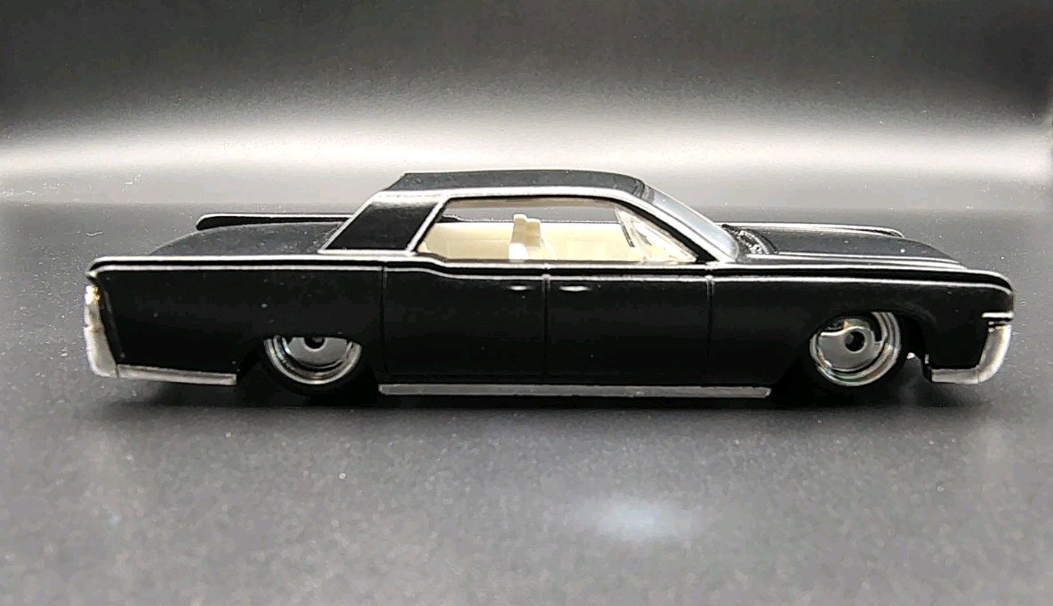 Custom Hot Wheels 64 Lincoln Continental Matte Black Presidential Chrome…