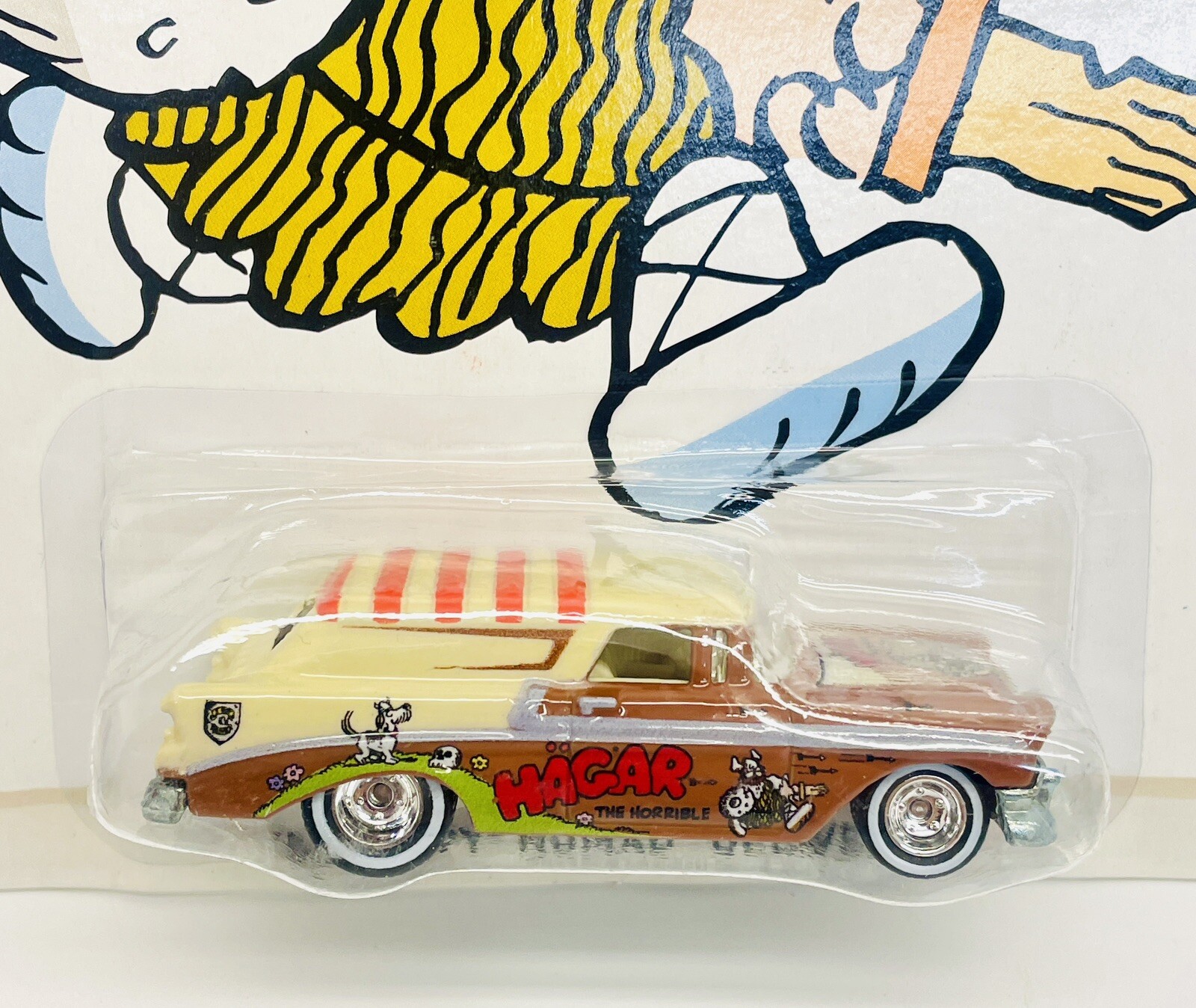 Hot Wheels Hagar The Horrible ’56 Chevy Nomad Delivery w/ Real Riders 2012 New