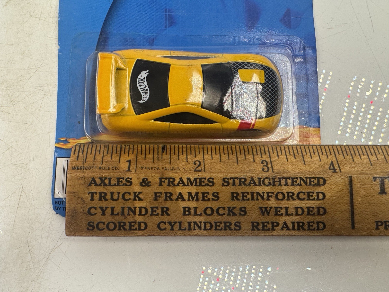 2001 Hot Wheels Seared Tuner Yellow Pull-Back Action Rubber Tires Real Riders