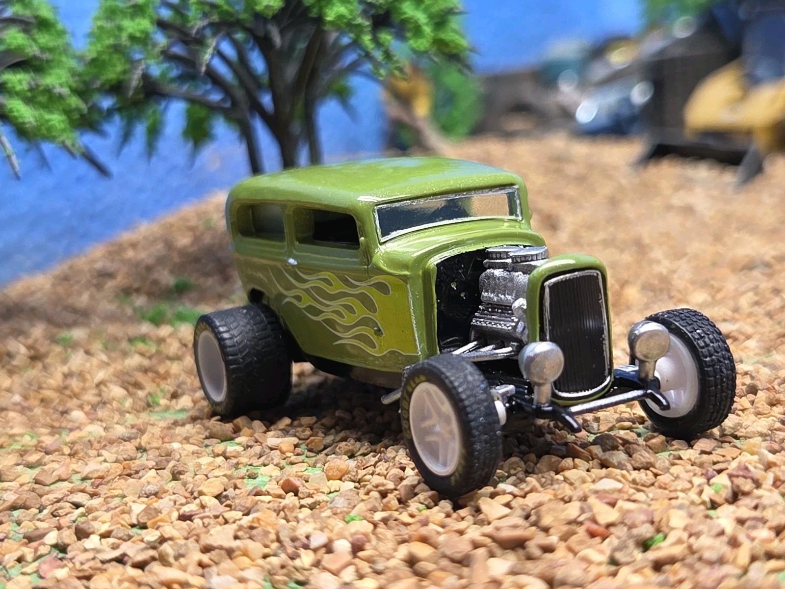 Custom 1:64 street Rat Rod lowered hot FORD chopped panel paddy wagon HotWheels