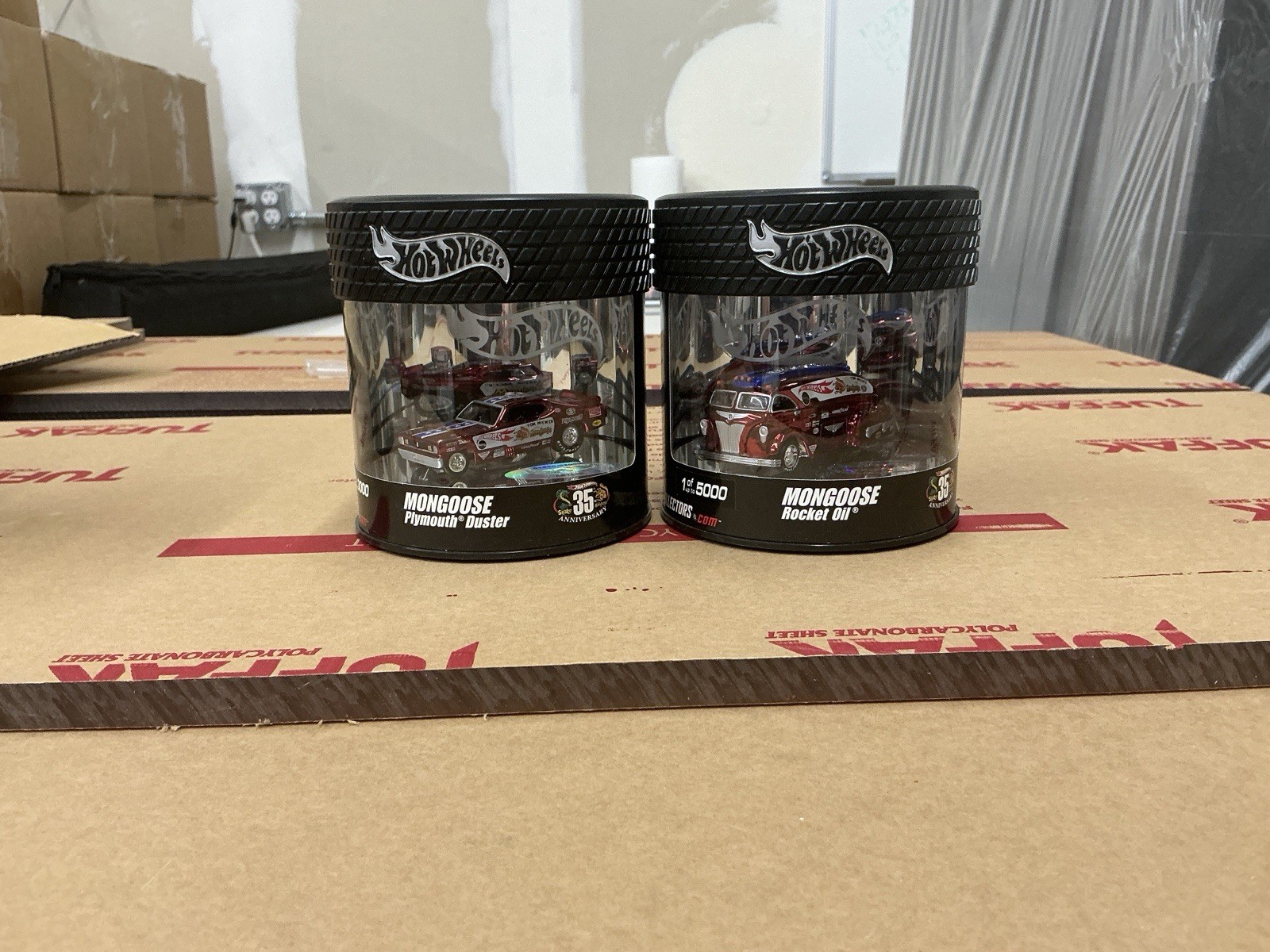 Hot Wheels Snake & Mongoose 35th Anniversary Oil Cans – Set 4