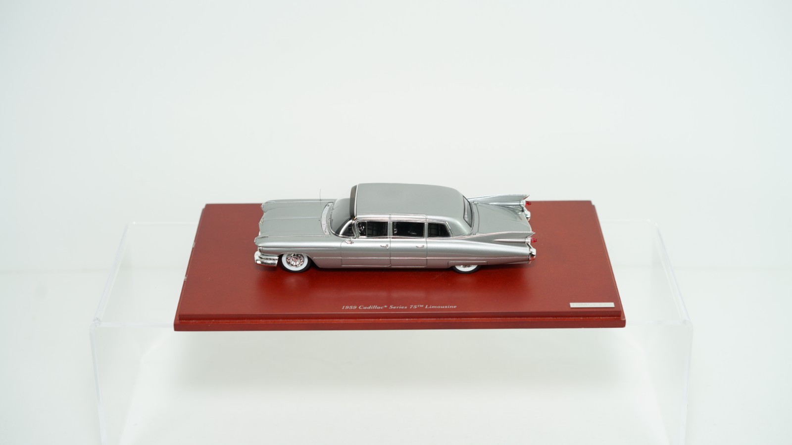 TSM Model 1/43 Diecast 1959 Cadillac Series 75 Limousine No Box B16