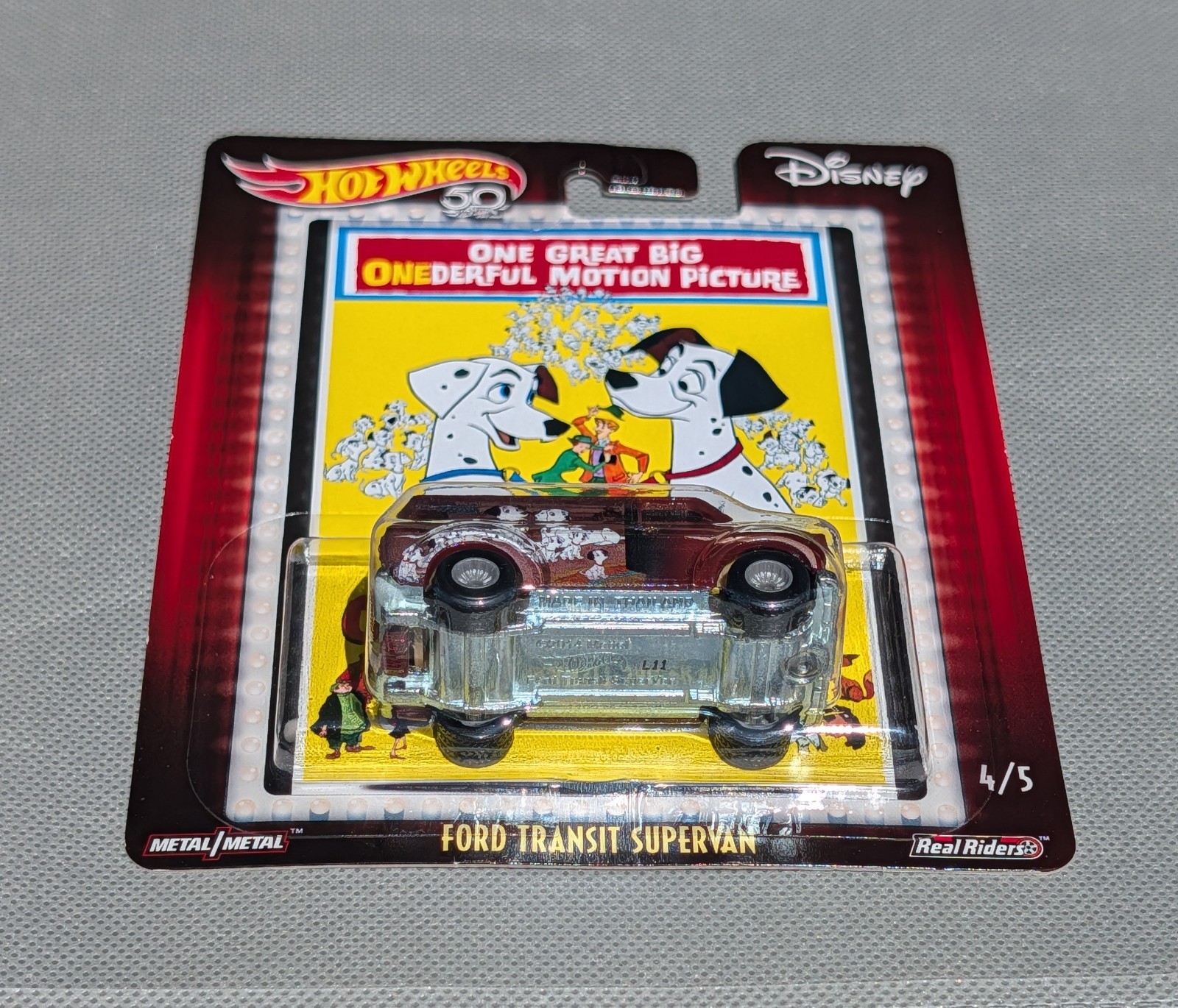 HOT WHEELS Premium Ford Transit Supervan 101 Dalmatians 1:64 HW Brown Van New