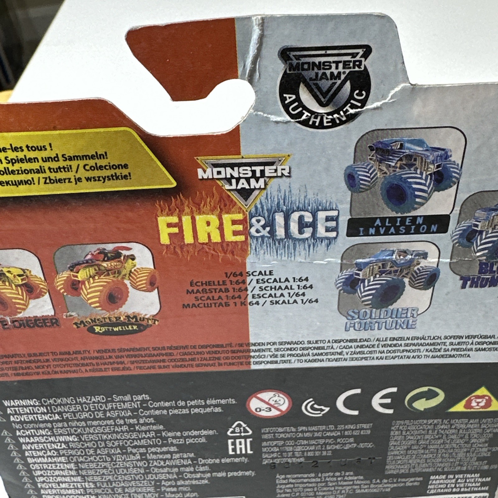 Spin Master Monster Jam Fire & Ice Grave Digger Special Edition 1:64 Diecast