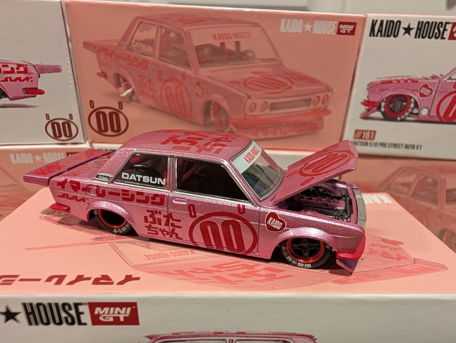 Datsun 510 Prostreet Buta V1 – 2025 Kaido House #161 – Pink