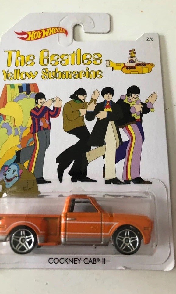 Hot Wheel “ERROR” Wrong Vehicle Inside; The Beatles Yellow Submarine — Mint