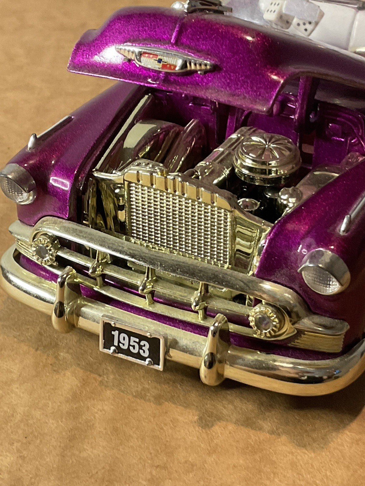 Jada Street Low 1:24 LOWRIDER 1953 Metallic Purple Chevy Bel Air Conv. Die cast