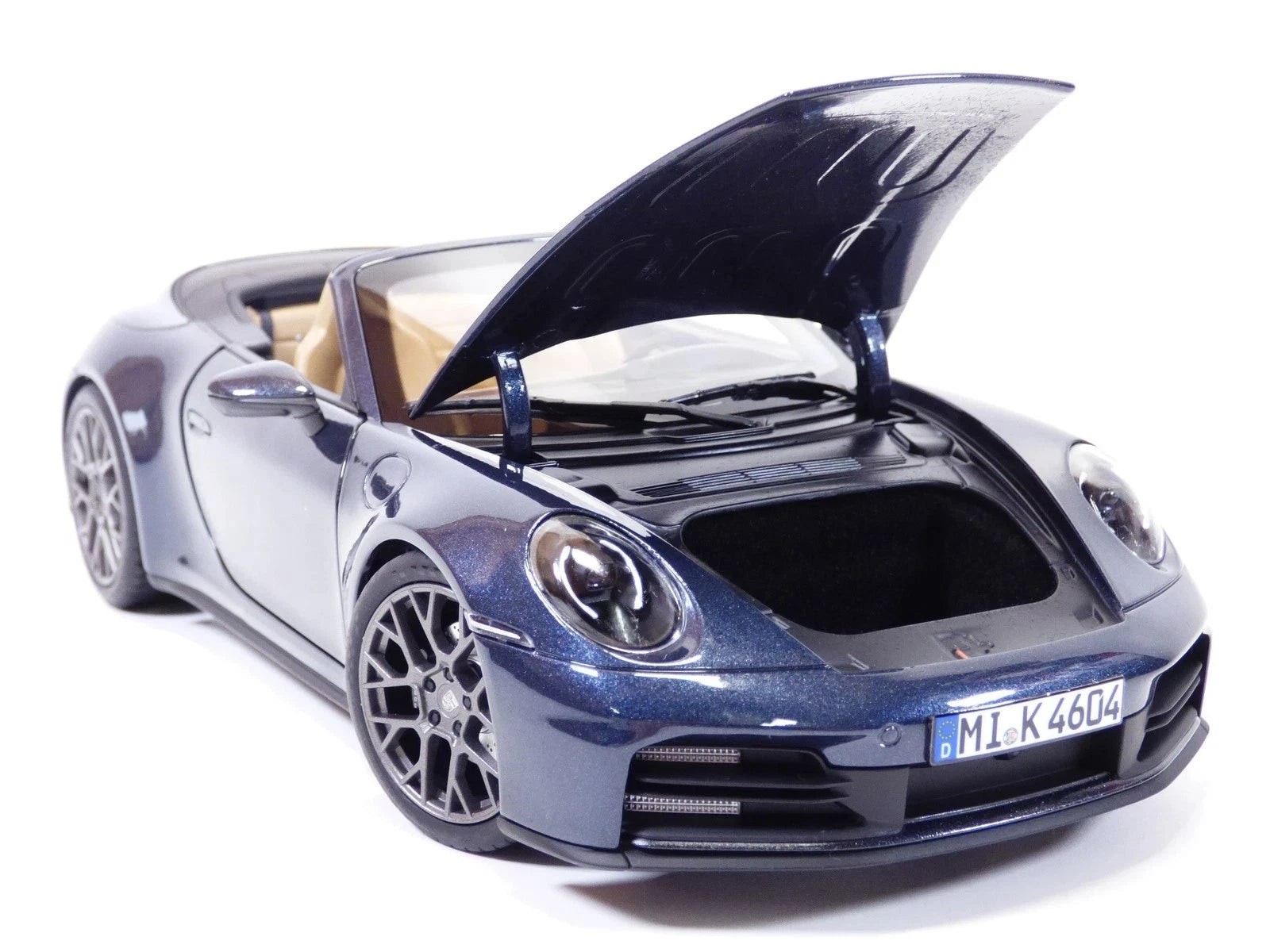 2025 Porsche 911 Carrera Cabriolet – Yachting Blue Metallic Diecast 1:18 Scale –