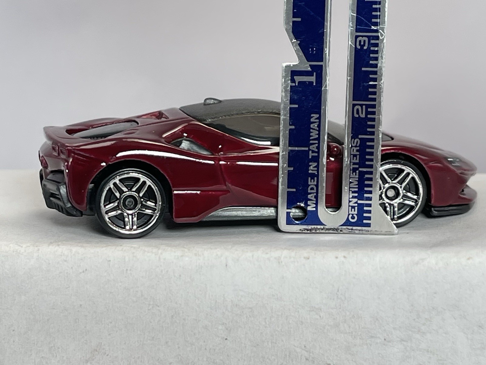2025 Hot Wheels FERRARI SF90 STRADALE MOTOR SHOW Dk Red Diecast 1:64 Car