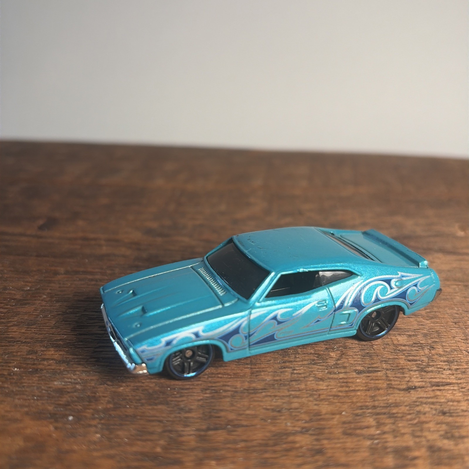 ’73 Ford Falcon XB Hot Wheels 2009 Flames Series Turquoise PR5 Rims 1:64 Loose