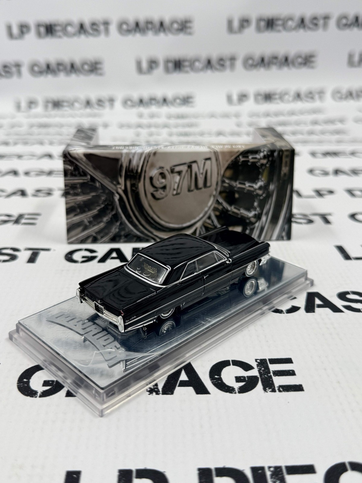 97M Custom Lowriders 1964 Cadillac Coupe Deville Black 1:64 Diecast Adjustable S