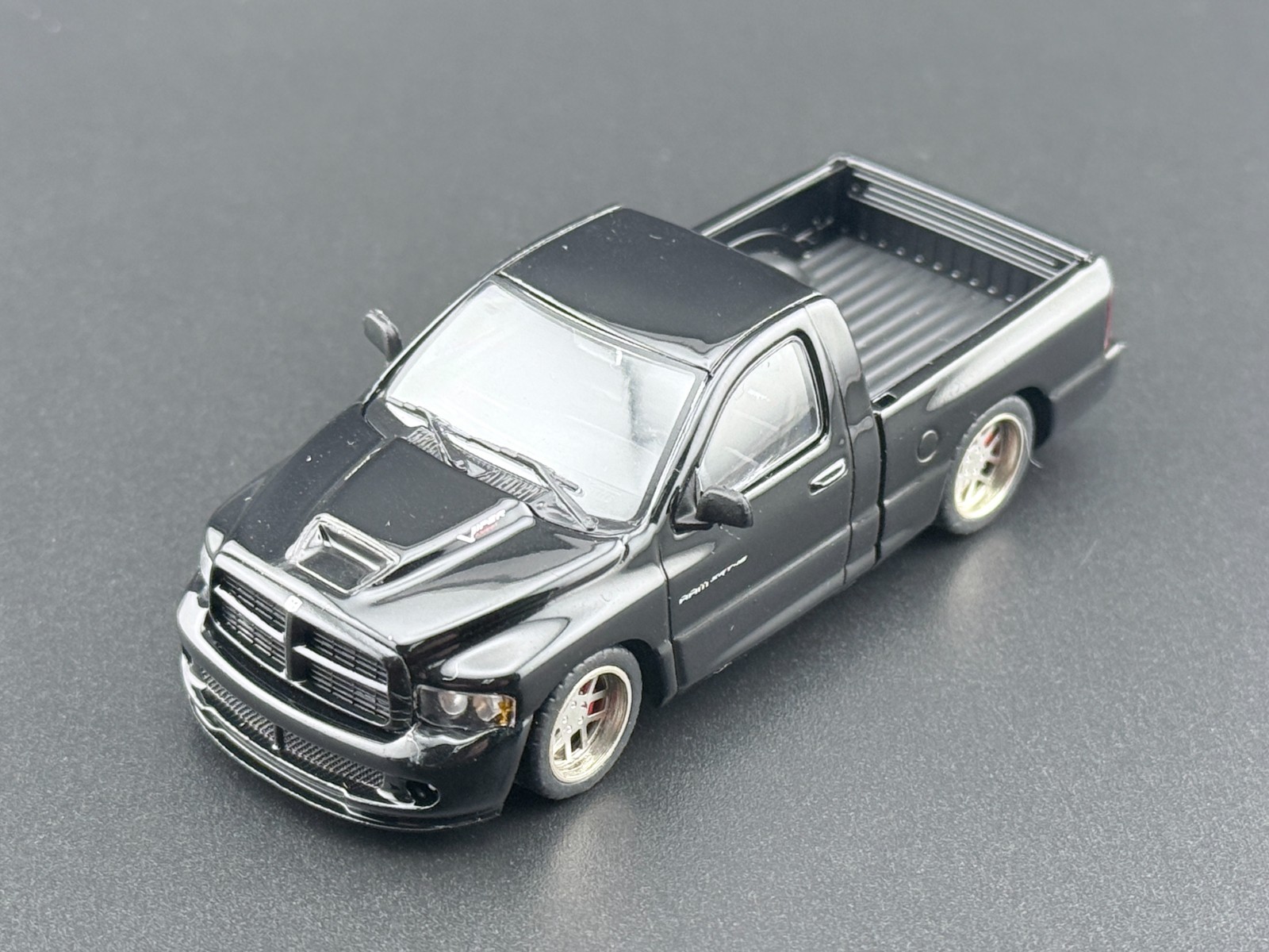 SHOOM64 2003 Dodge Ram SRT-10 Pickup Black 1/64