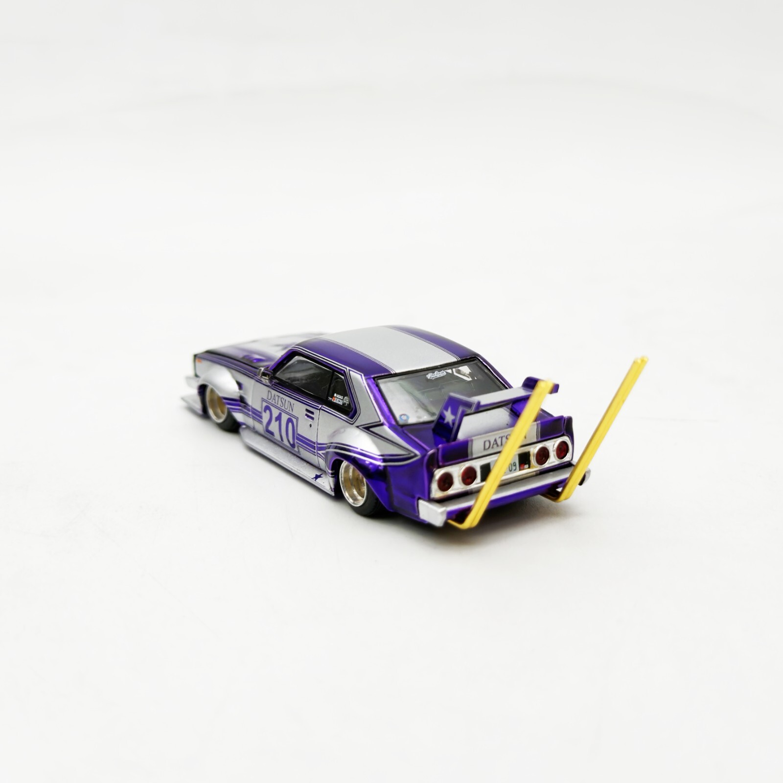 Pop Race 1:64 Nissan C210 Kaido Racer Bosozoku Style Chrome Purple PR64-107