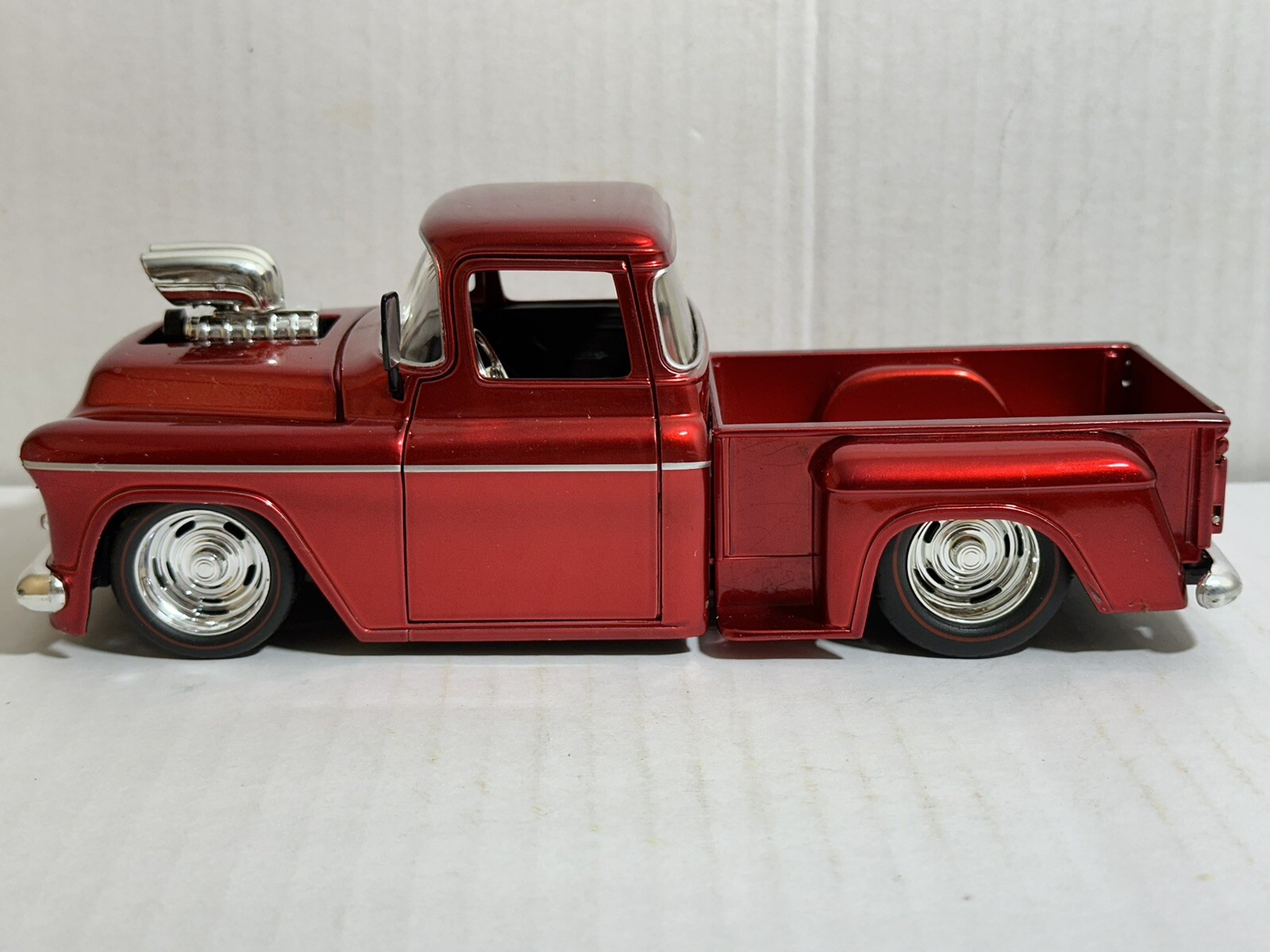 JADA BTM 1955 CHEVY STEPSIDE PICKUP TRUCK RED 1:24 DIECAST BLOWER NEW NO BOX
