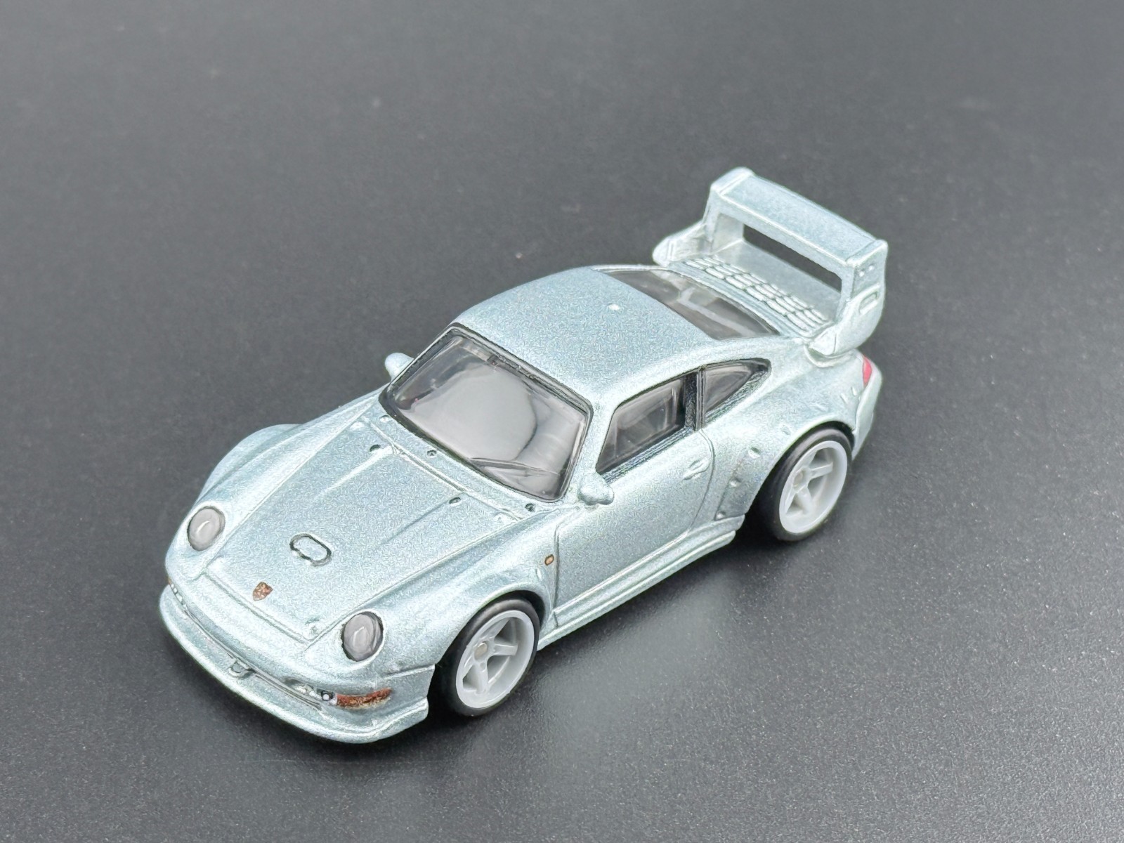 Hot Wheels Porsche 993 GT2 Modern Classics FPY86-961S 1/64