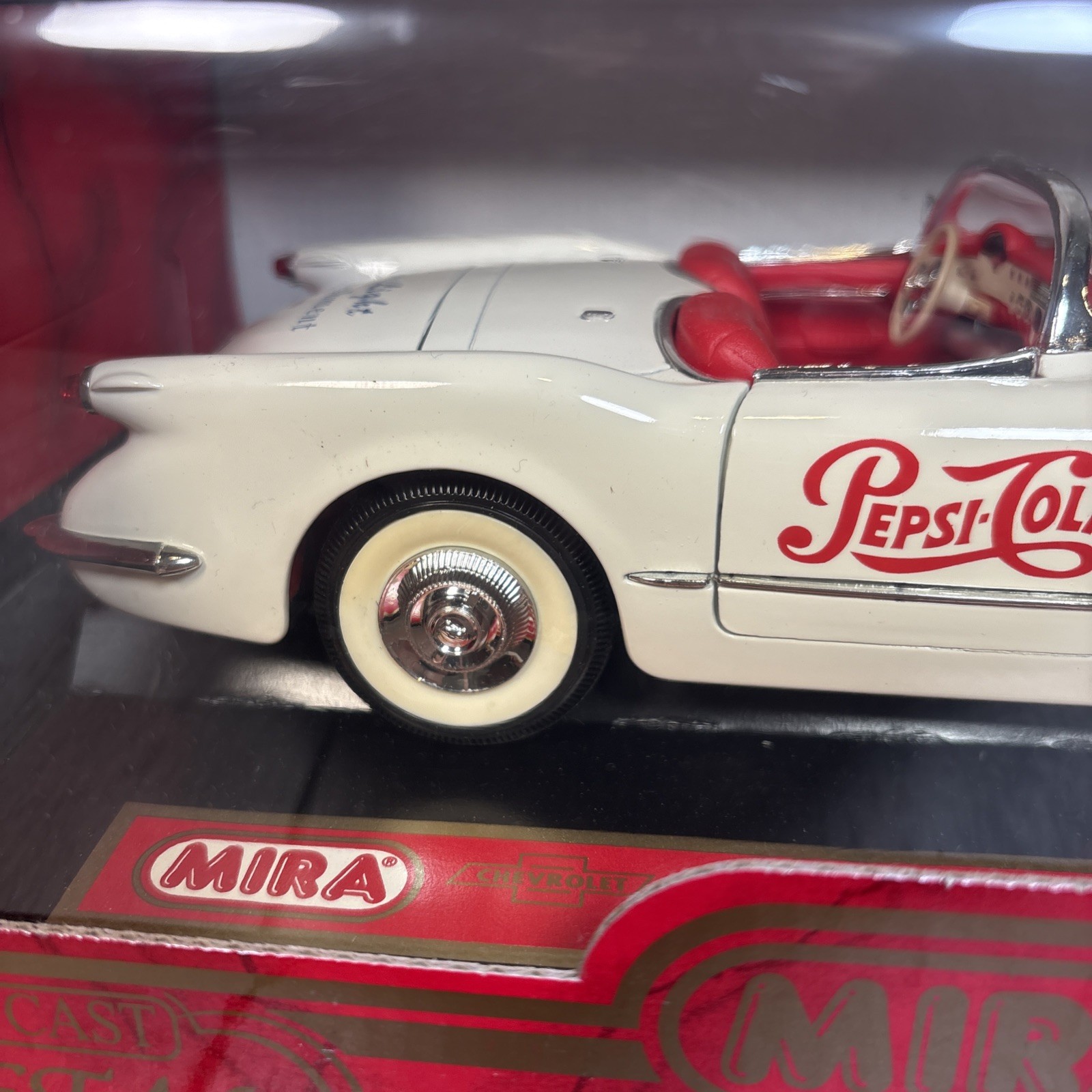 1/18 Mira Golden Line 1953 Chevrolet Corvette Pepsi Cola Diecast Car w/ Box