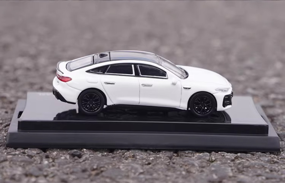Original 1/64 Scale Shanghai AUDI A5L Diecast Alloy Model Car 3 Colors Gifts Toy