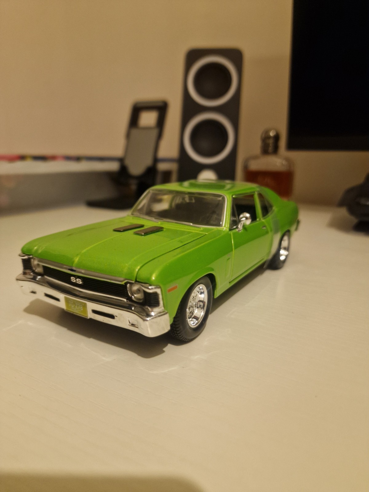 1:24 1970 Chevrolet Nova SS Green Alloy Diecast Car Model KidsAdults Collectible