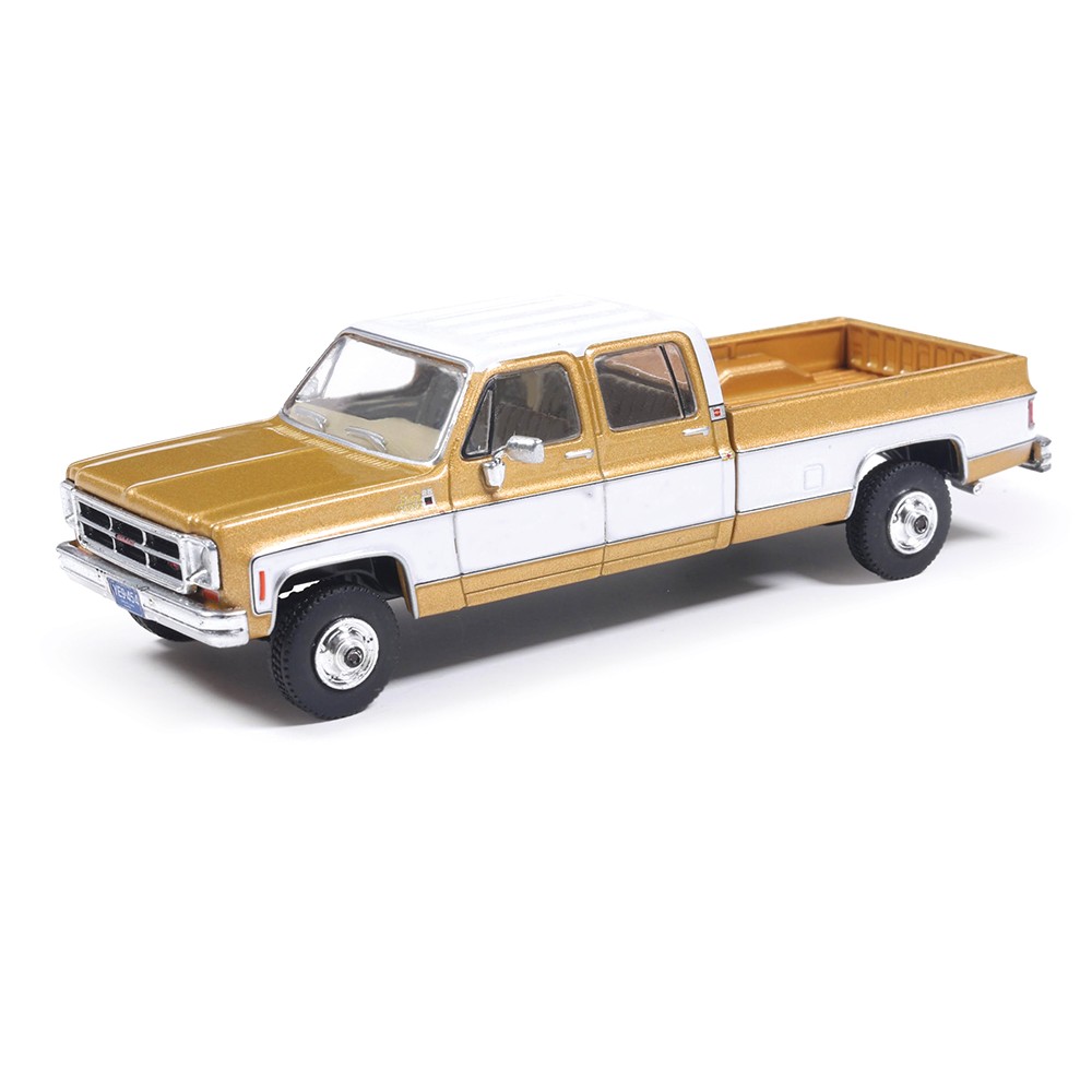 1975 GMC Sierra Classic – Yuba Gold