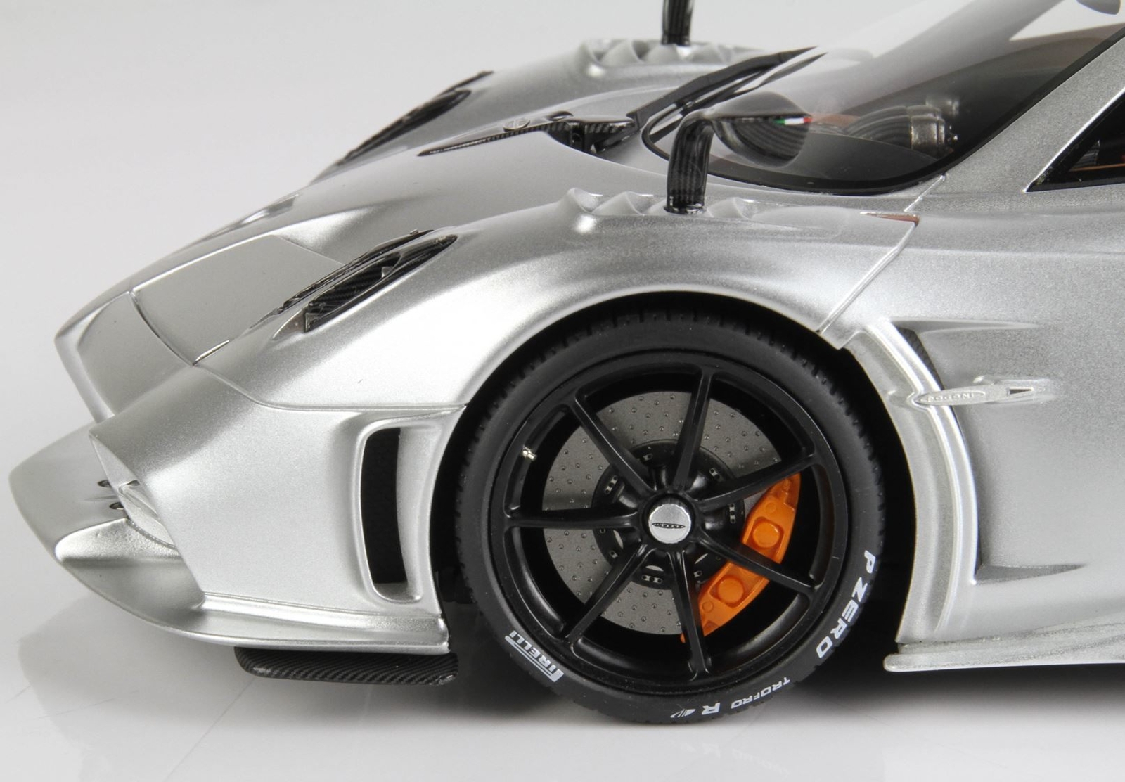 Pagani Imola Matt Silver with Display Case in 1:18 scale by BBR