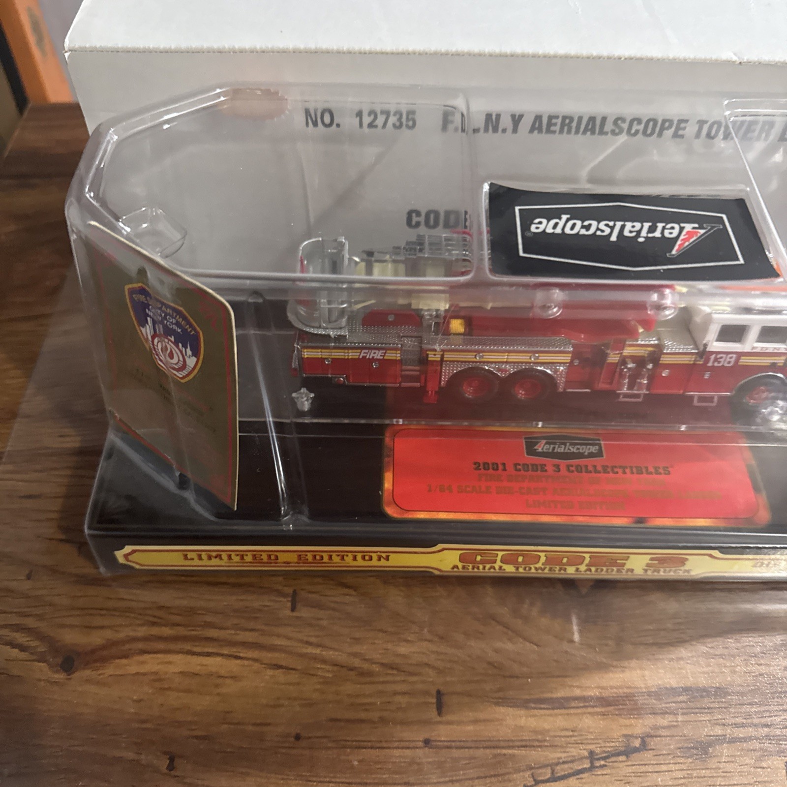 Code 3 Collectibles FDNY Aerialscope Tower Ladder 138 #12735 1/64 Fire Truck New