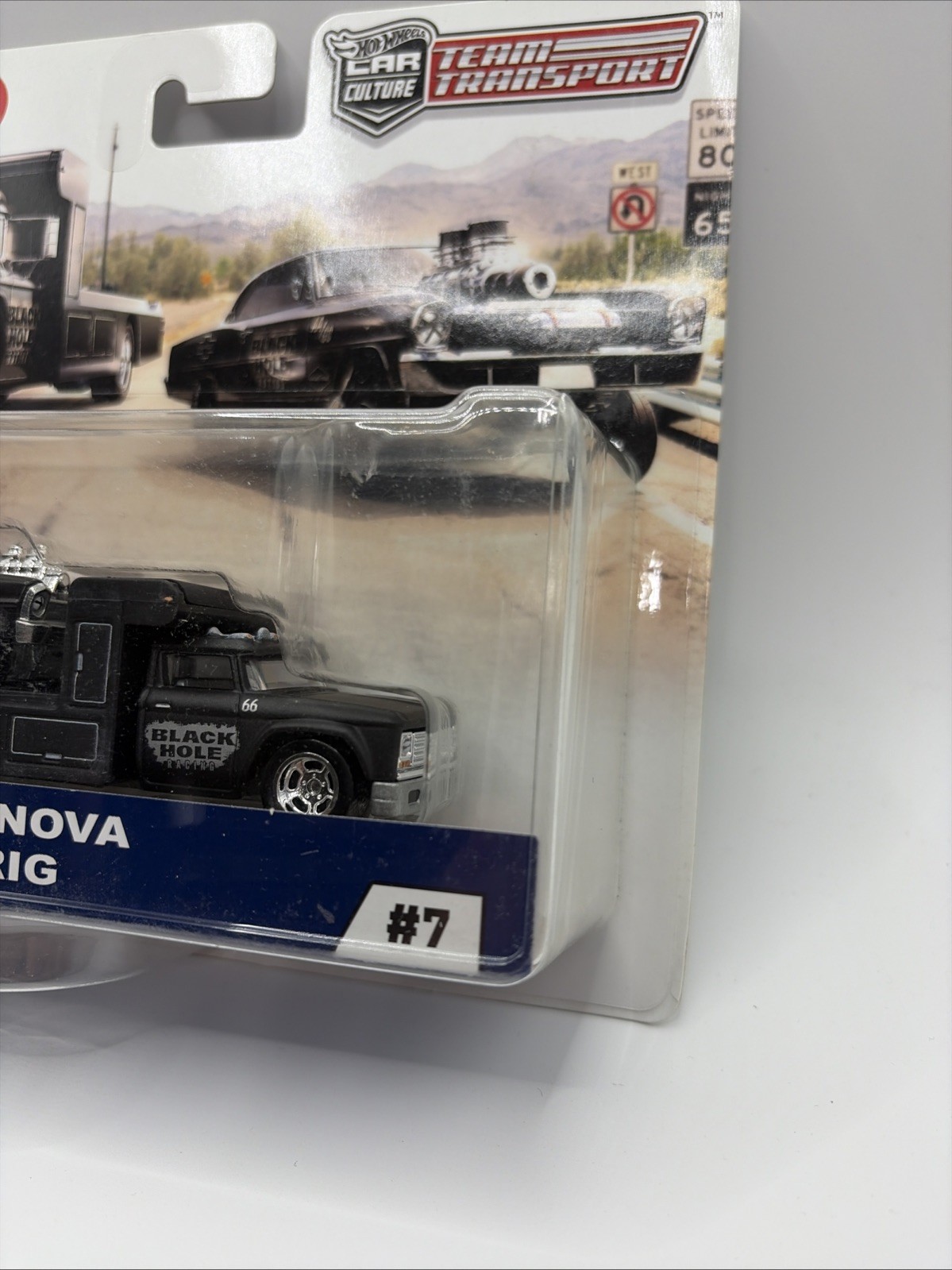 Hot Wheels Team Transport ‘66 Super Nova Retro Rig