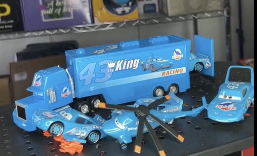 Dinoco Disney Pixar Cars Diecast Lot – The King, 95, 86, 43, Truck, Helicopter