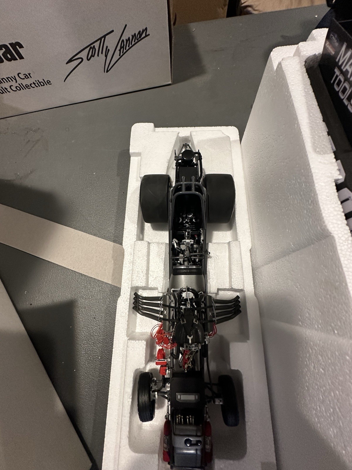 Oakley Time Bomb Scotty Cannon top fuelCar 1:16 Pontiac 2002 Diecast Limited Ed