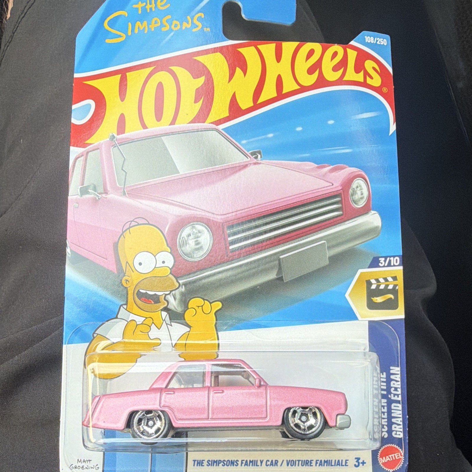 Hot Wheels The Simpsons Family Car Pink Diecast 1:64 Unopened Box 2015