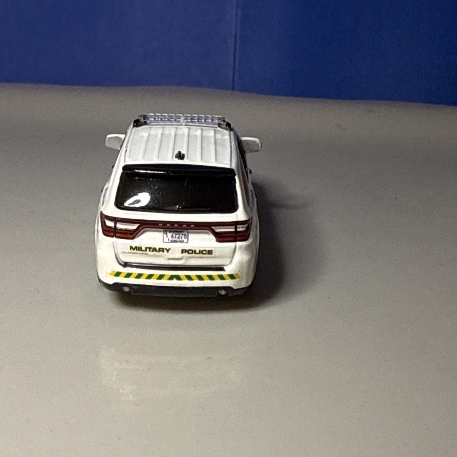 Greenlight 1:64 Custom Dodge Durango US Army Military Police