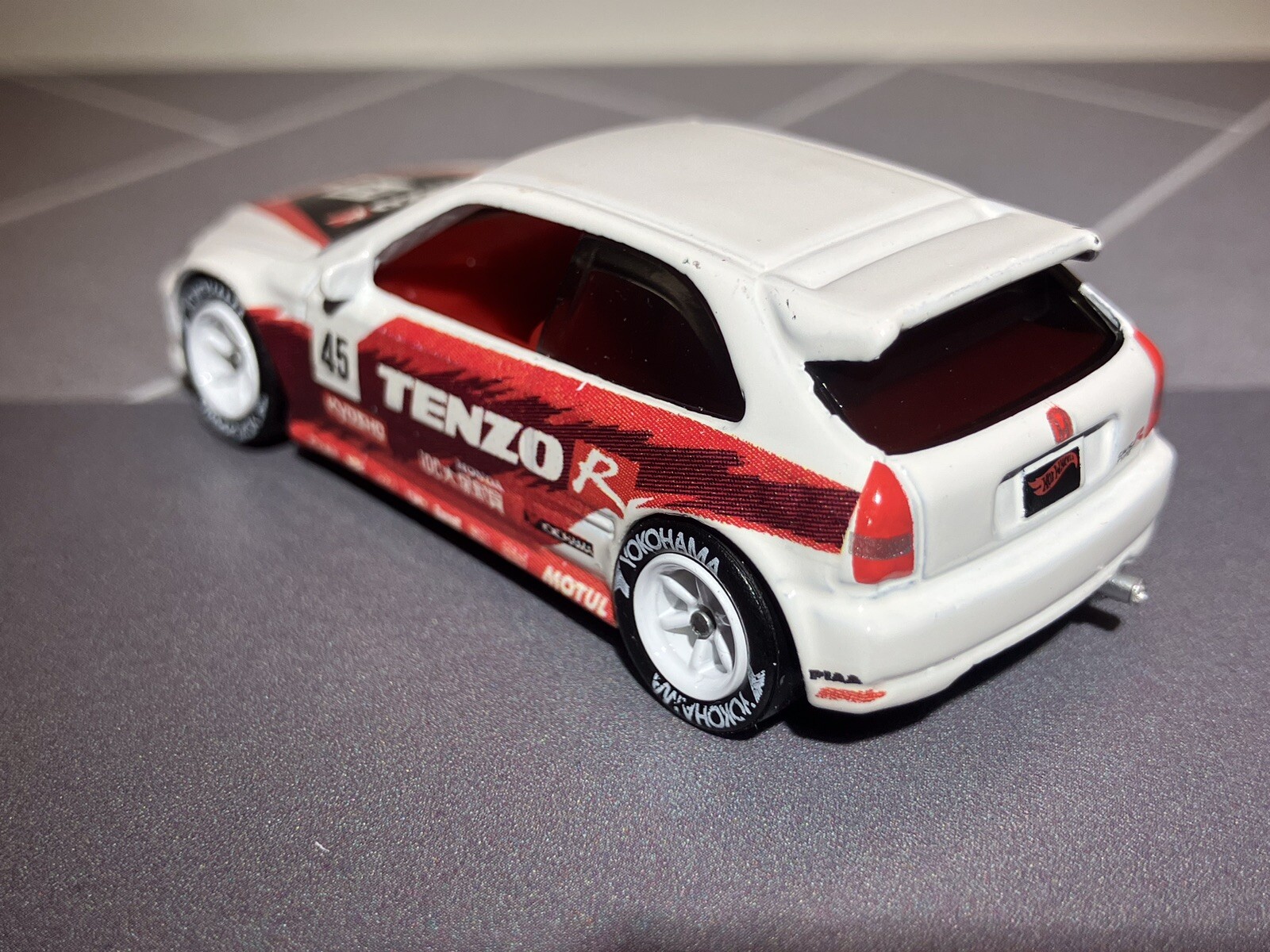 1/64 Custom Hot Wheels 1999 HONDA CIVIC TYPE R (EK9) w/real riders TENZO Custom