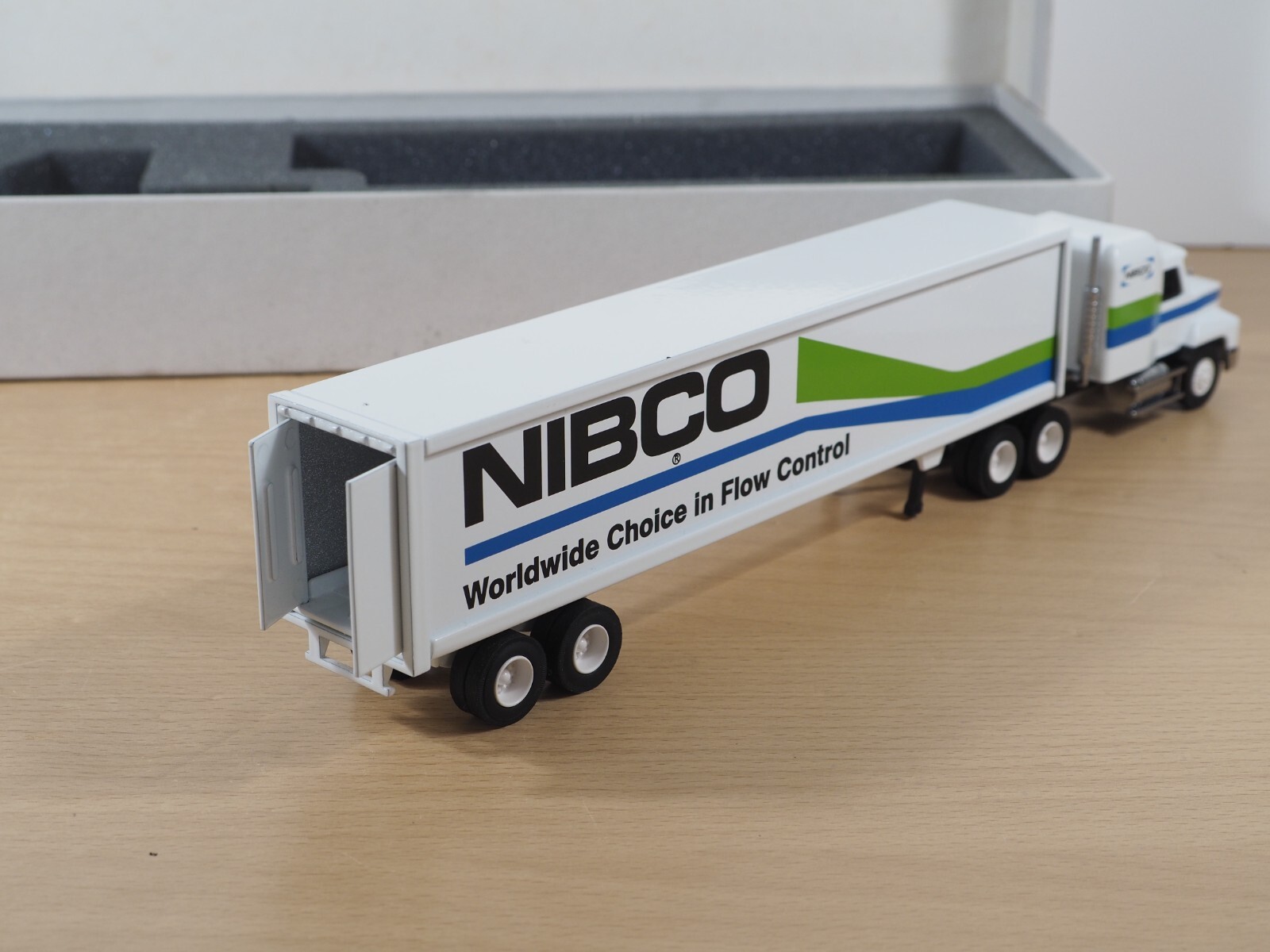 Vintage NIBCO Mack Tractor & Trailer Die-cast By Penyjoy 1:64 NIB Made in USA