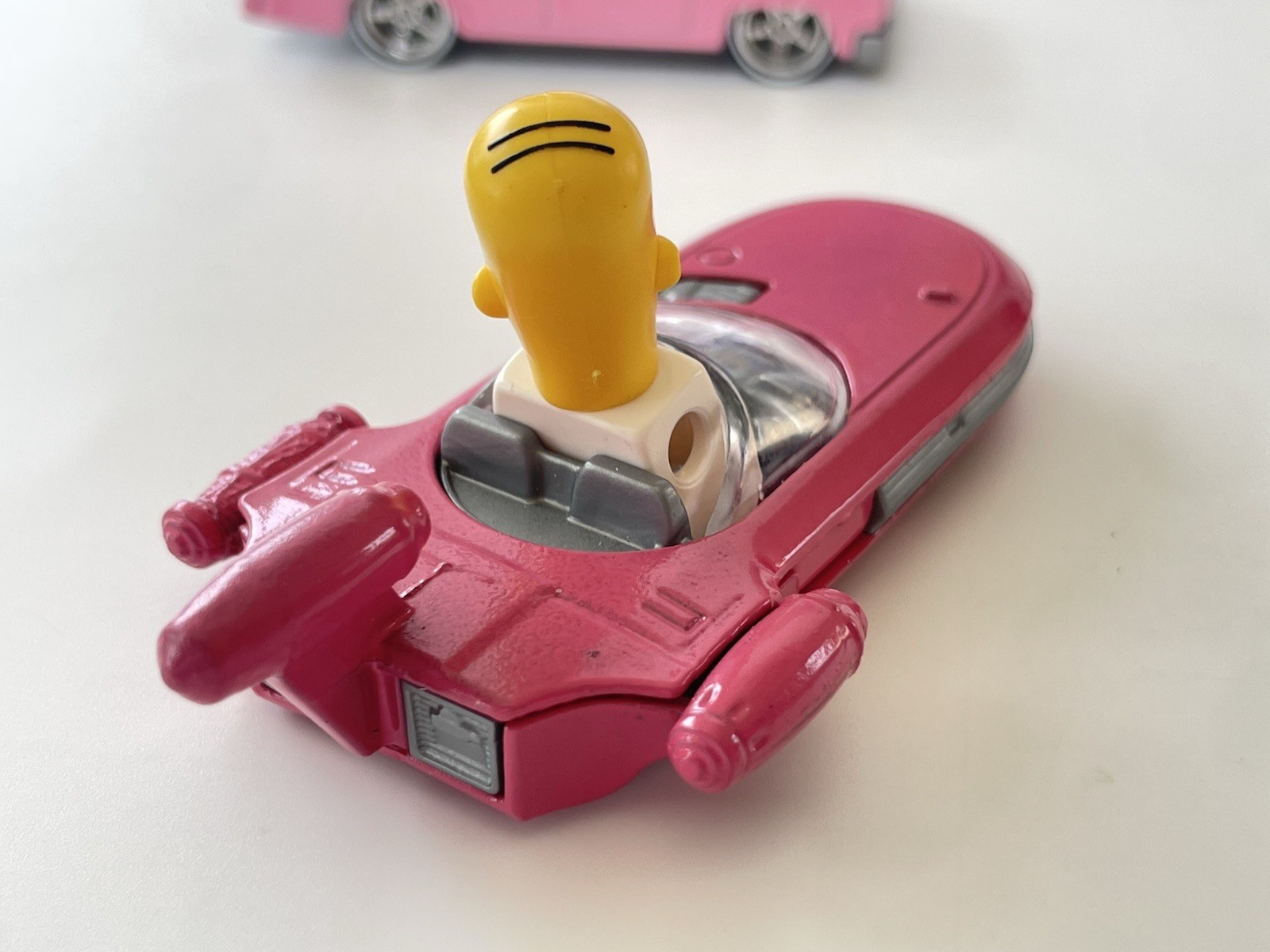Hot Wheels The Simpsons Family Car + CUSTOM Simpsons Landspeeder- CUSTOMIZED