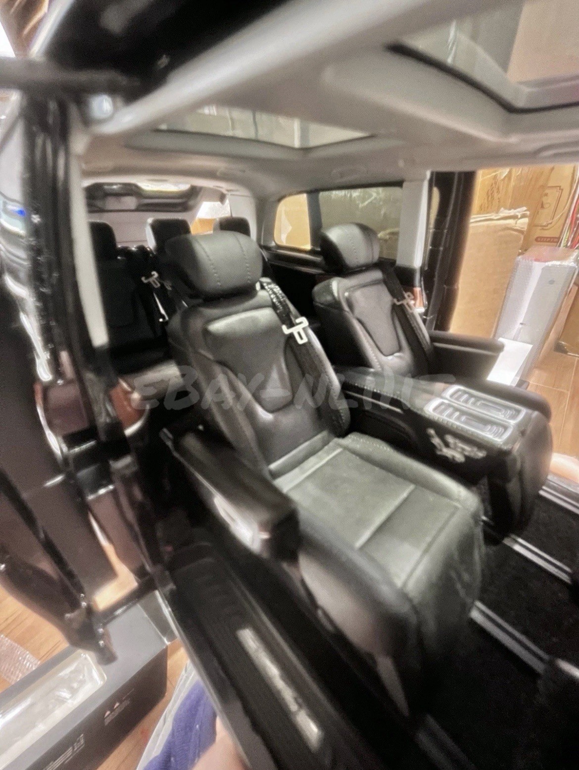 1:18 Scale Mercedes-Benz Vito Viano LWB Black Bus Minivan Diecast Model Car