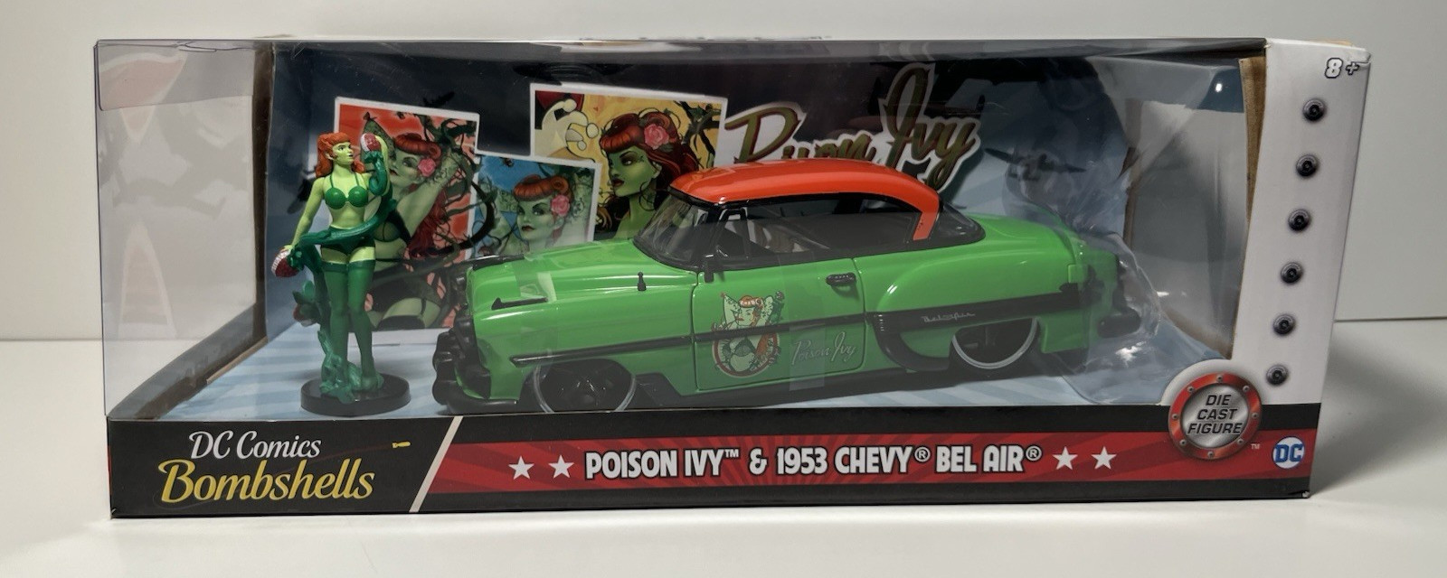 DC Comics Bombshells Poison Ivy & 1953 Chevy Bel Air 1:24 Die Cast Collectible