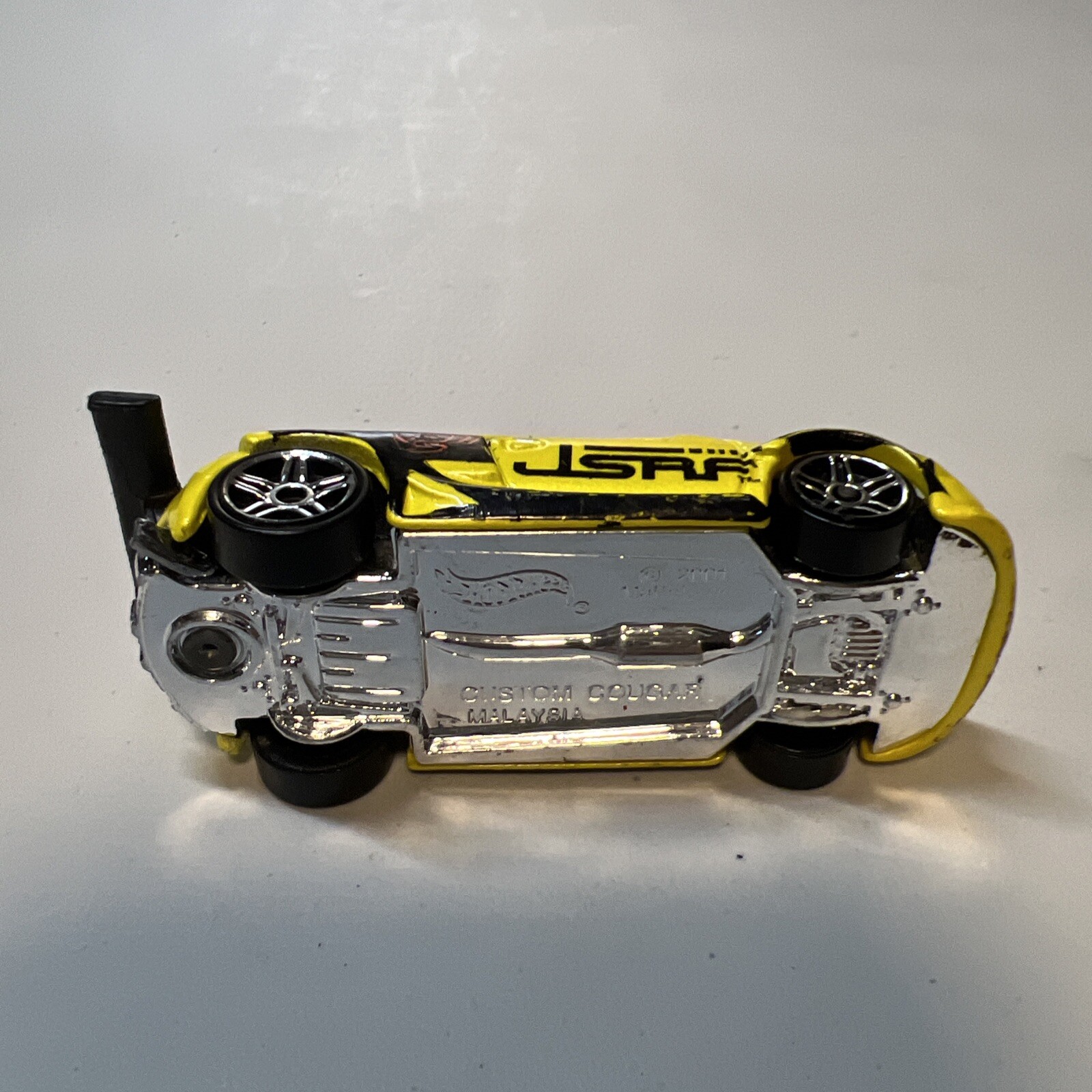 2001 Hot Wheels CUSTOM COUGAR Yellow w/Chrome Pr5 Spokes J17