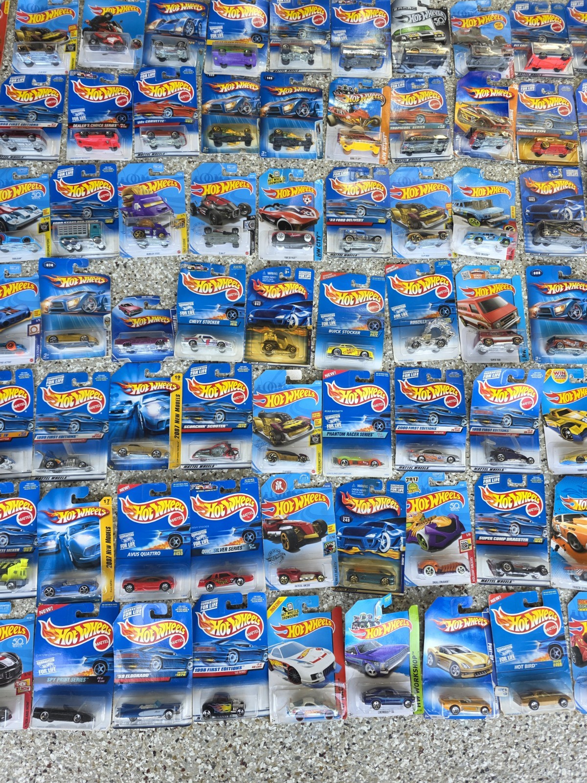 380 Hot Wheels Diecast Car Lot Mixed Collection 1990s 2000s 2010s 2020s Cars