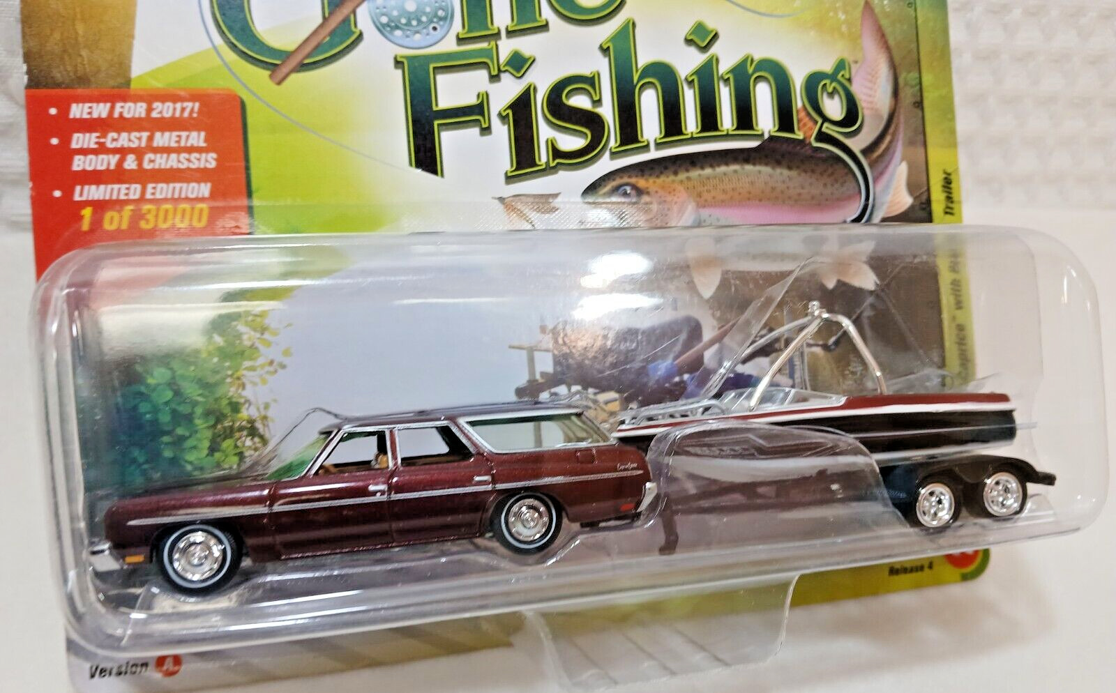 GONE FISHING 1973 CHEVY CAPRICE WAGON BOAT & TRAILER 2017 JOHNNY LIGHTNING SET