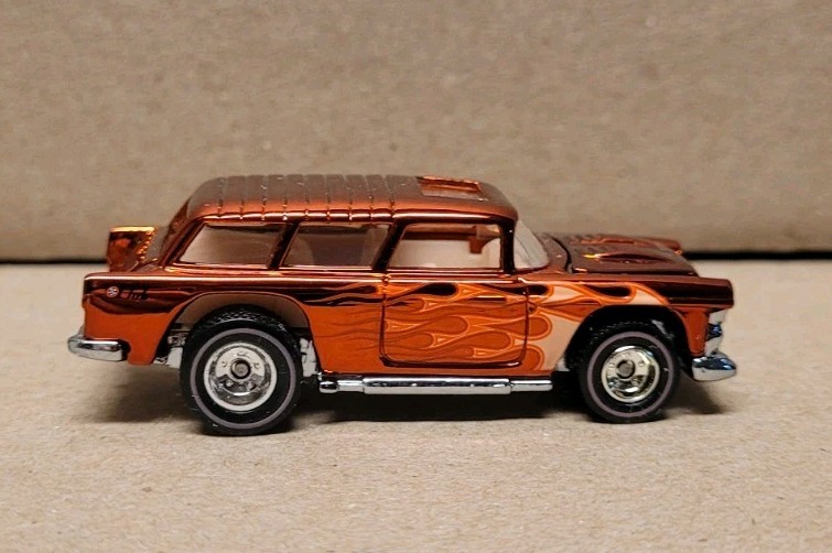 HOT WHEELS RLC 2004 CHEVY NOMAD SELECTIONS SERIES REALRIDERS REDLINE