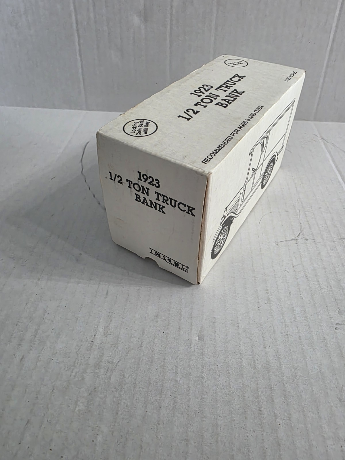 ERTL 1923 Chevrolet 1/2 Ton Chevrolet Die Cast Truck Bank HWI NIB