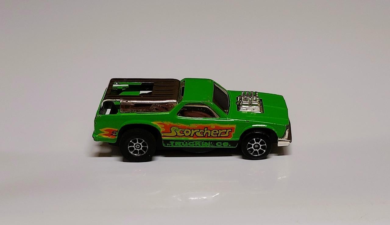 1979 Hot Wheels Scorchers Truckin’ Co. Chevy Light in Apple Green, Free Shipping