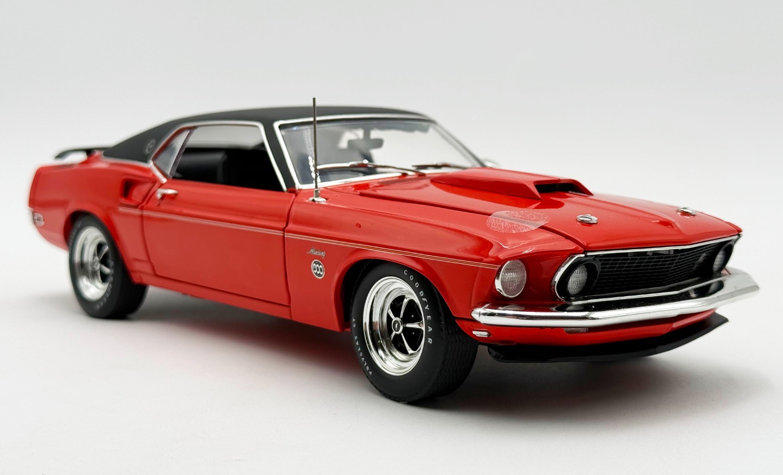ACME SPECIAL ONLY 69 MADE – 1:18 1969 Ford Mustang 600 FLWR PWR RED – A1801890VT