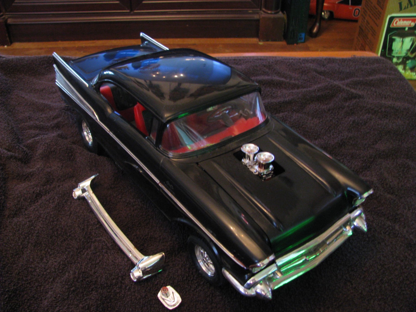 1 12 Model 1957 chevy ( built nicely} read
